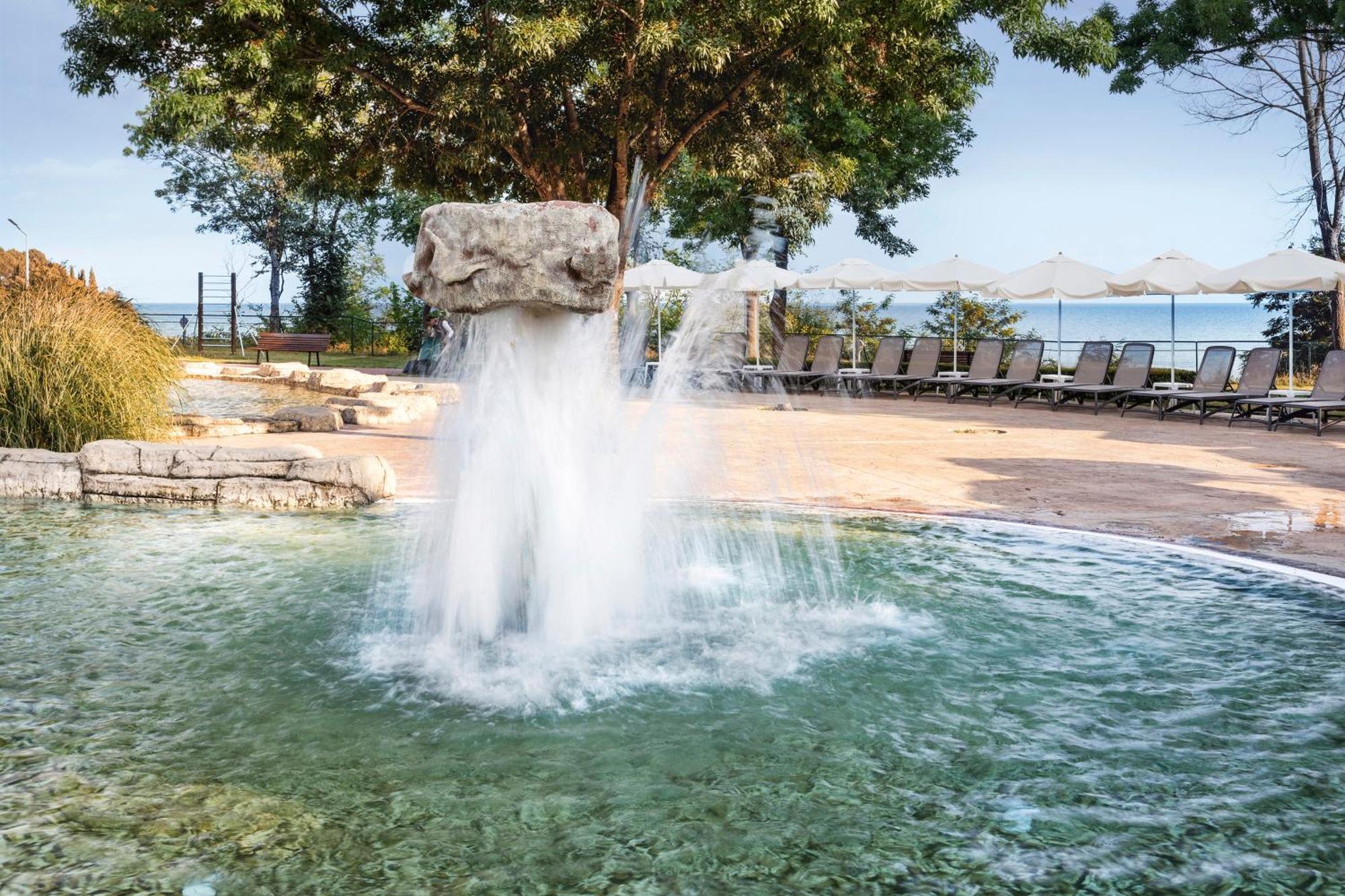 Sol Nessebar Bay All Inclusive Exterior photo