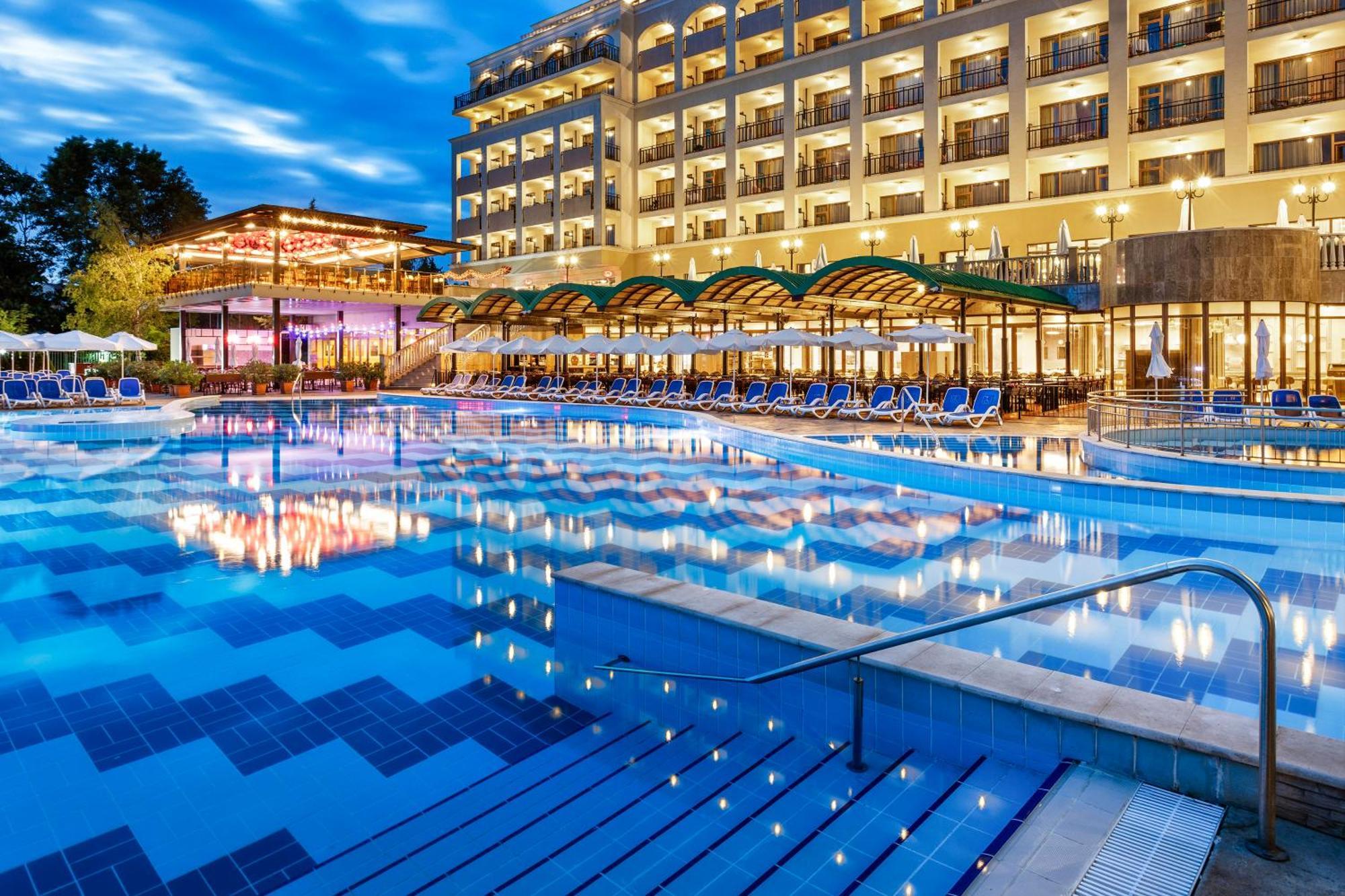 Sol Nessebar Bay All Inclusive Exterior photo