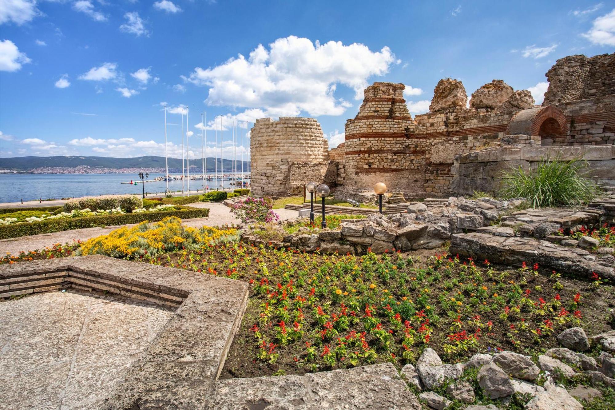 Sol Nessebar Bay All Inclusive Exterior photo